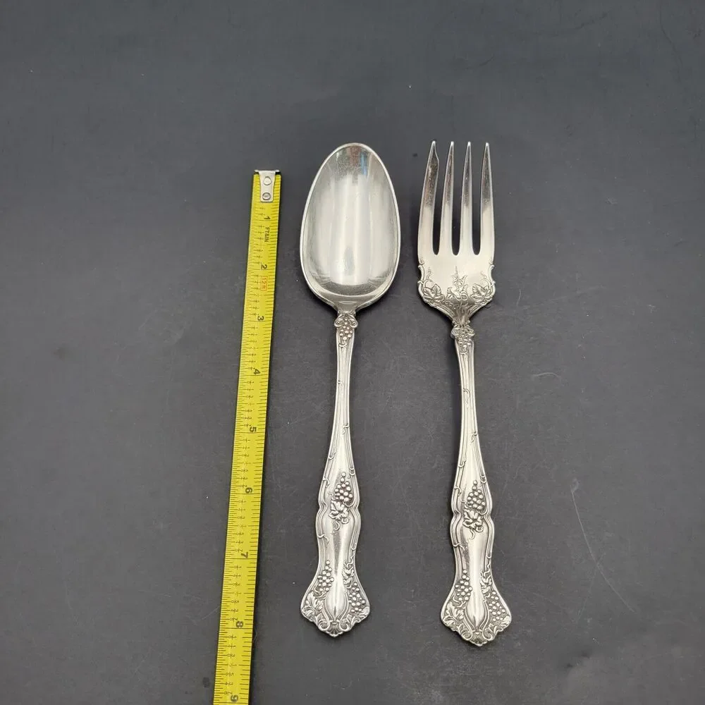 1847 Rogers Bros. Silverplated Vintage Pattern Grape Salad Serving Set